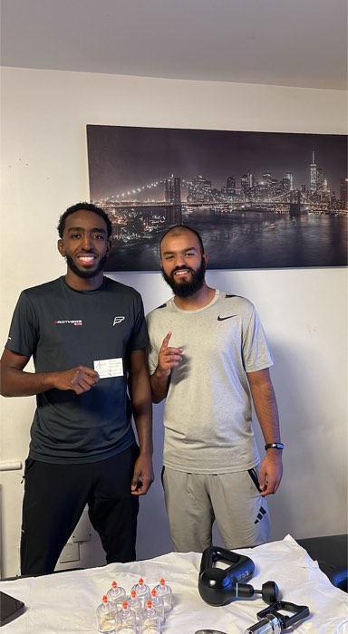 Ali with a professional MMA fighter after a session